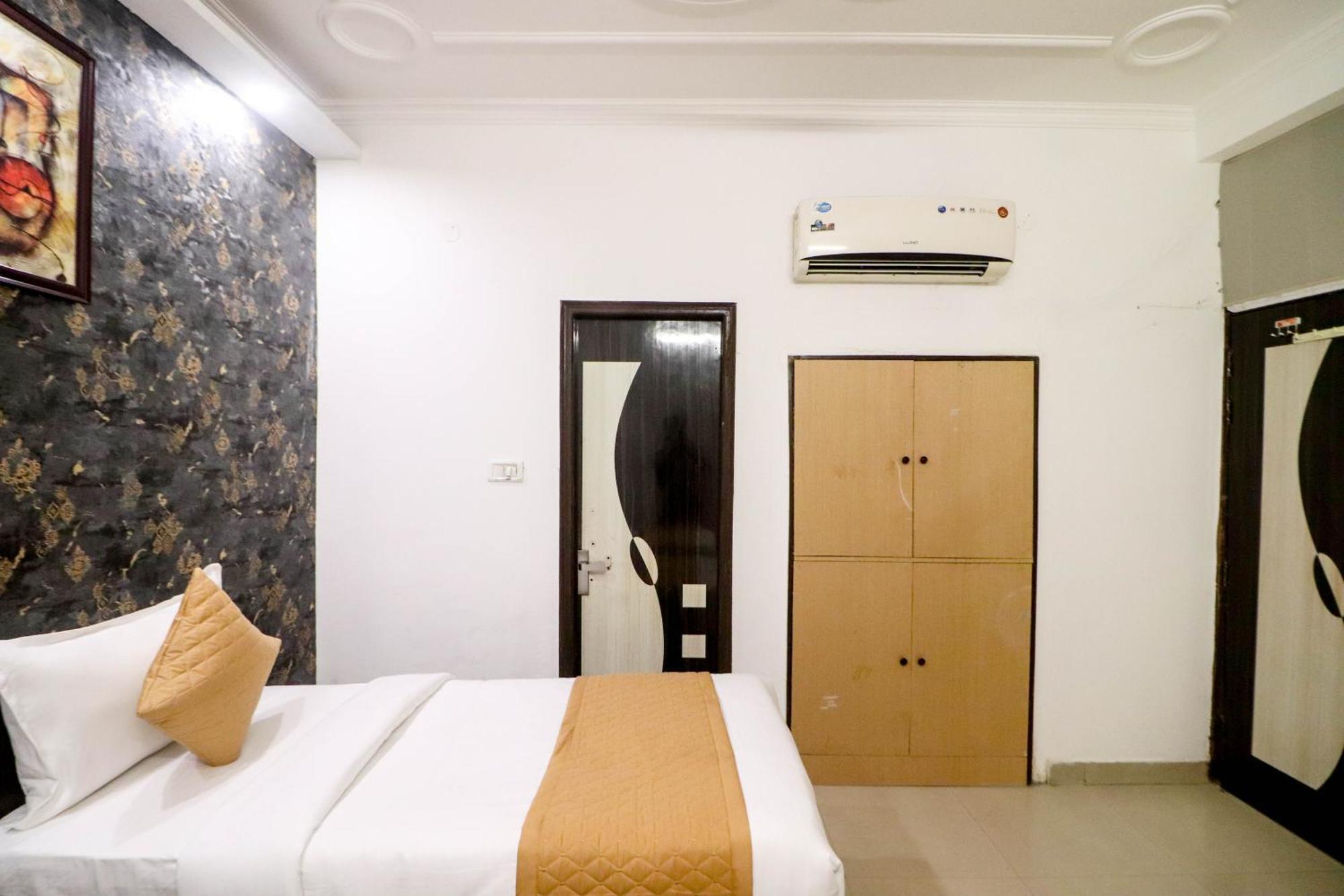 Hotel Stay Villa Delhi Airport New Delhi Exteriör bild
