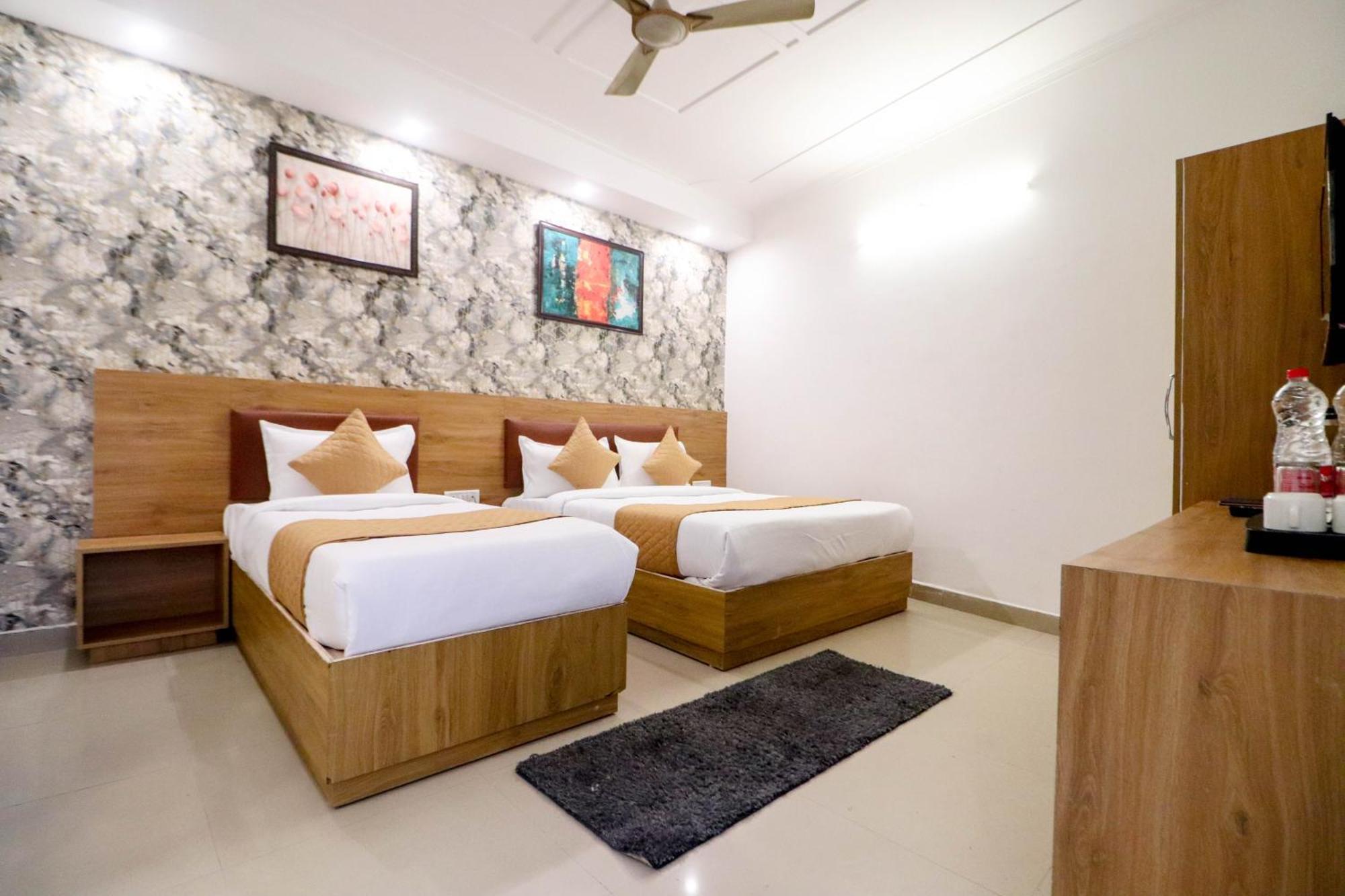 Hotel Stay Villa Delhi Airport New Delhi Exteriör bild