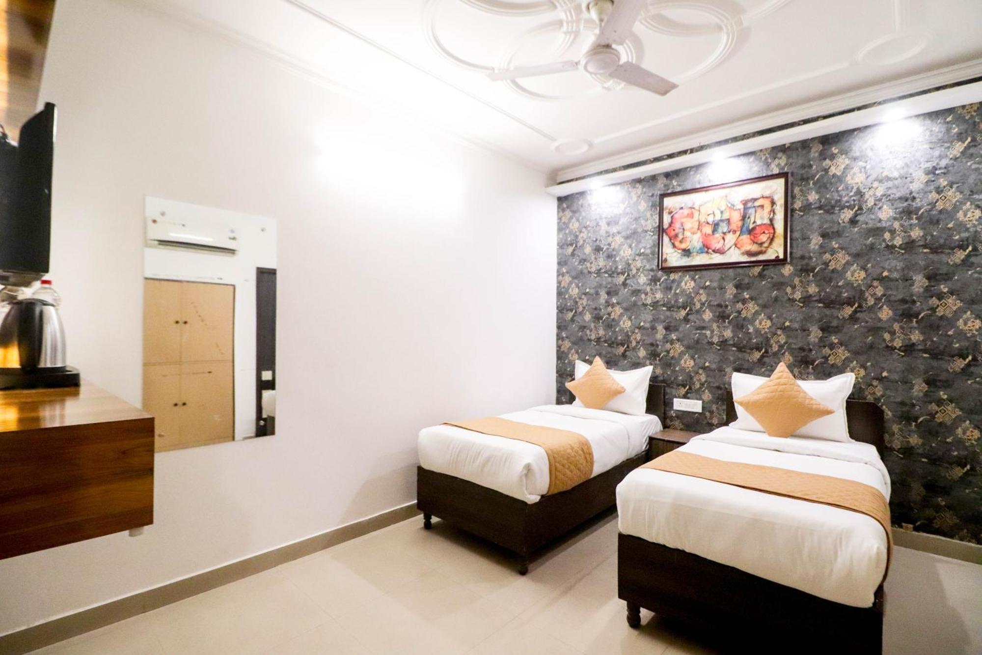 Hotel Stay Villa Delhi Airport New Delhi Exteriör bild